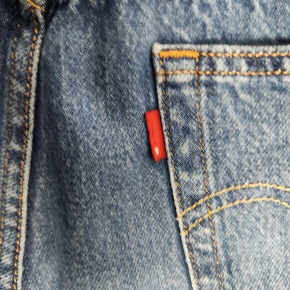 Levis Premium 501 Jeans Men 28x32 Button Fly Medium Wash Blue Denim Straight Fit - Picture 9 of 10
